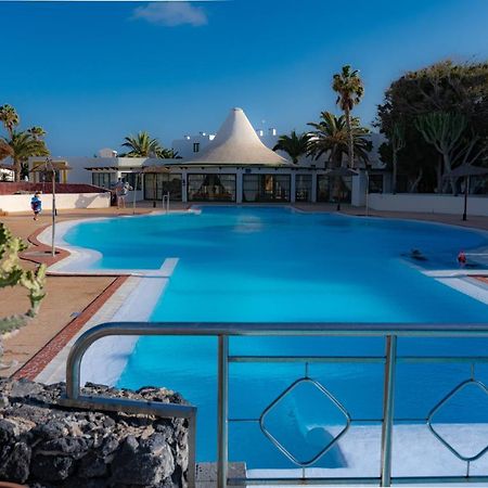 Cozzy Apartment Con Vista Al Mar Costa Teguise Buitenkant foto