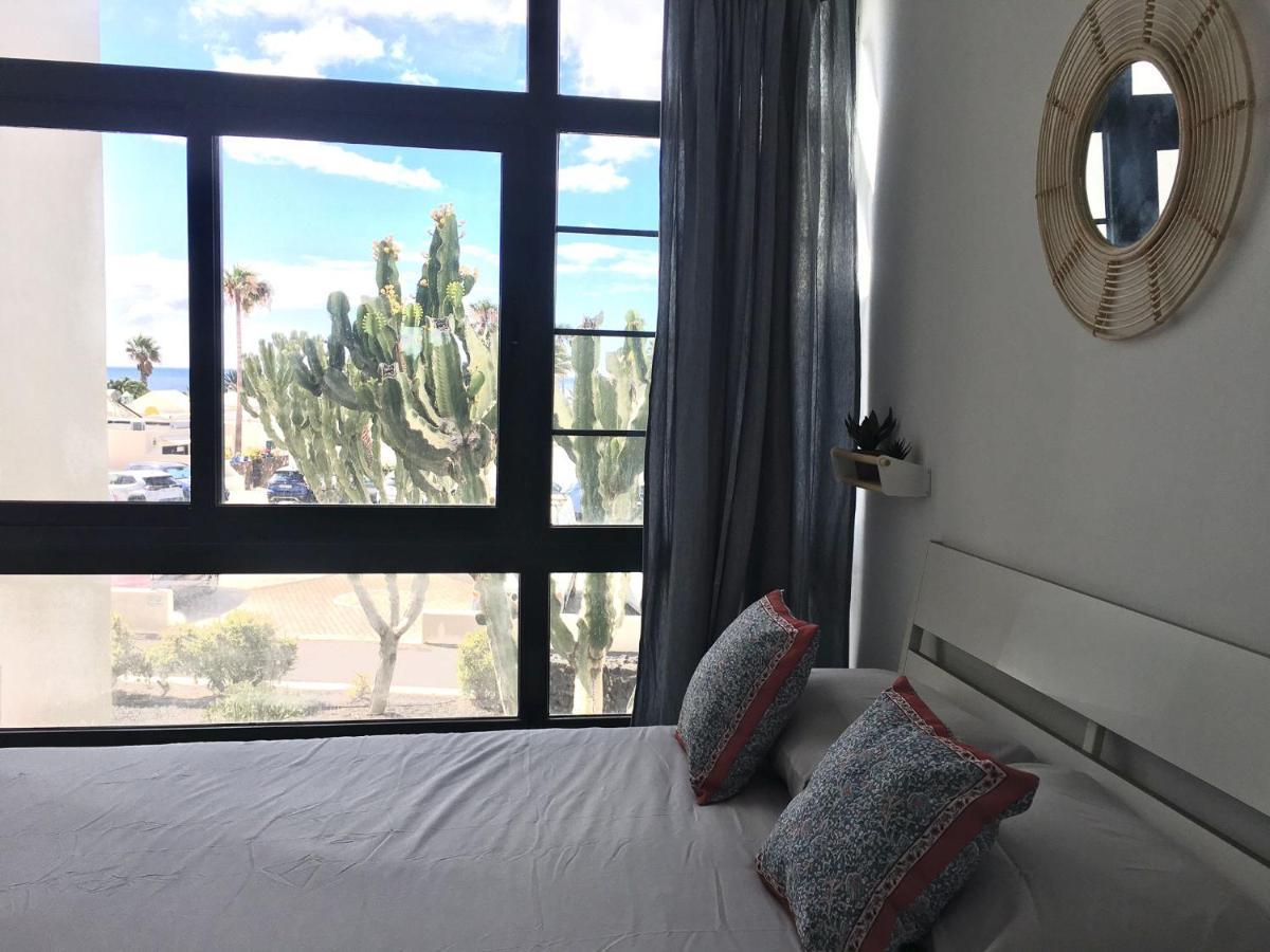 Cozzy Apartment Con Vista Al Mar Costa Teguise Buitenkant foto